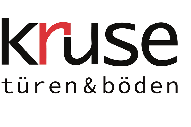 Logo von Kruse Türen & Böden - In unserer Briloner Ausstellung finden Kunden aus Paderborn, Arnsberg und Umgebung entspannt und zielgerichtet die Türen und Bodenbeläge, die zu ihnen und ihren Räumen am besten passen.